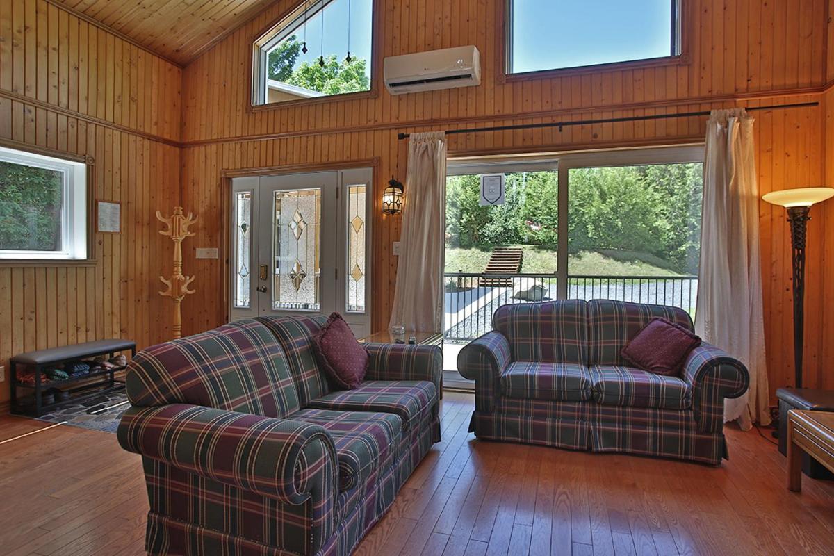 Ranch St-Hubert Saint-Hermenegilde Exterior foto
